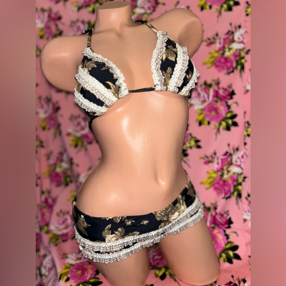 Betsey Johnson Black and Cream Bikini